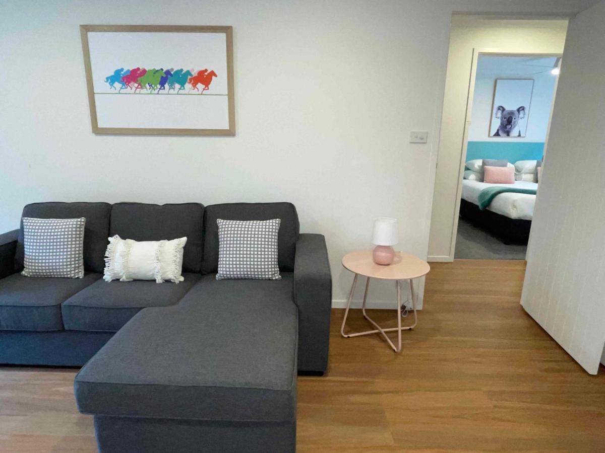 Apartamento Botanic Racecourse Warrnambool Exterior foto